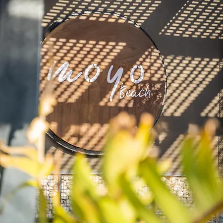 Hotel Moyo Luxury &